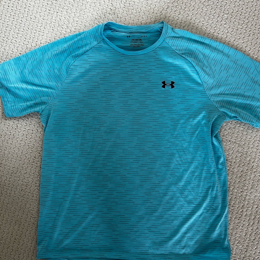 Under Armour Men's Aqua Blue Short Sleeve Tee